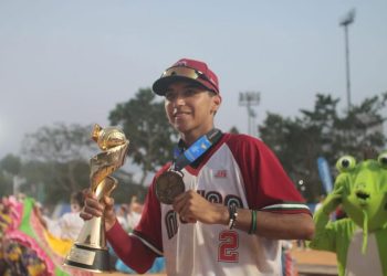 México, con el sonorense Carlos Parra como héroe, gana el cetro Panamericano de Softbol