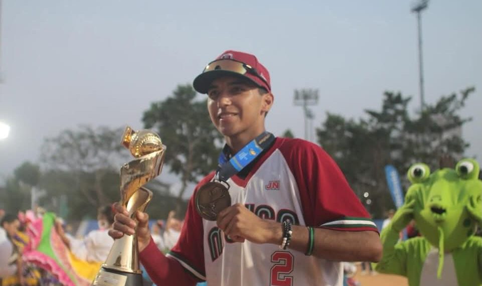 México, con el sonorense Carlos Parra como héroe, gana el cetro Panamericano de Softbol