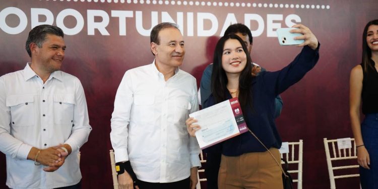 Lanza Gobernador Durazo convocatoria de Beca Sonora Internacional para impulsar talento de jóvenes en el extranjero