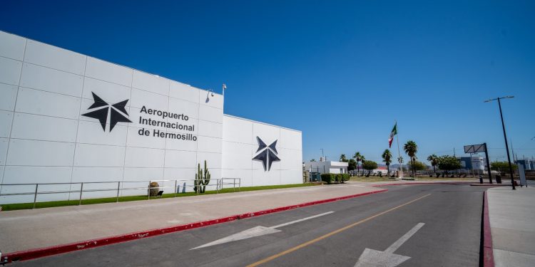 Pasajeros reconocen al aeropuerto de Hermosillo como el mejor en su categoría en américa latina y el caribe