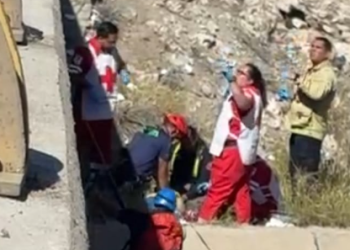 Hombre se quita la vida tras arrojarse al vertedor de la presa en Hermosillo