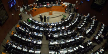 Senadores se aumentan el sueldo a más de 132 mil pesos mensuales