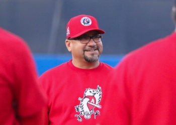 Roberto “Chapo” Vizcarra es ratificado como manager de los Águilas de Mexicali