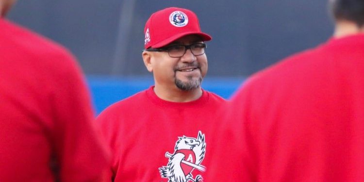 Roberto “Chapo” Vizcarra es ratificado como manager de los Águilas de Mexicali