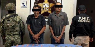 FGJES y DEFENSA detienen en flagrancia a dos personas con 69 dosis de droga en Cajeme