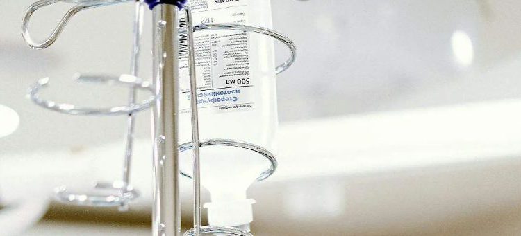 Confirman nueve personas afectadas por aplicación de sueros vitaminados en Hermosillo; seis fallecieron