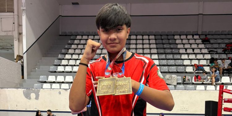 Estudiante de Cecyte Sonora se prepara para representar a México en Campeonato Mundial de Kickboxing
