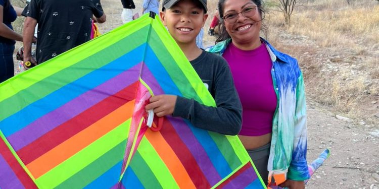 Realiza Gobierno Municipal concurso de papalotes con categoría especial para aquellos hechos con material reciclado