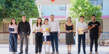 Suman Toño Astiazarán y Patty Ruibal a más de mil estudiantes de la Secundaria No. 24 en la prevención de adicciones