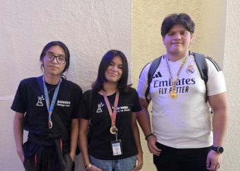 Alumnado de Cobach Sonora conquista tres medallas en la Olimpiada Nacional de Química