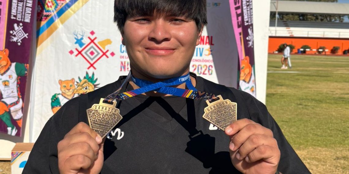 Alumno de UTS conquista doble oro en atletismo en el 1er Encuentro Nacional Cultural y Deportivo