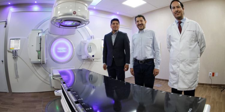 Con inversión de 108 millones, nuevo acelerador lineal del HRAE del ISSSTE en Morelos incrementará en 55% la capacidad de radioterapia: Martí Batres