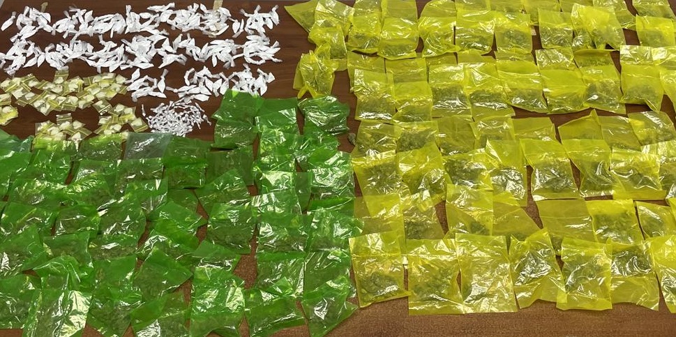 Acciones de la Policía Estatal en coordinación operativa aseguran más de 750 envoltorios de narcótico en Nogales