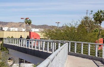 Estudiante de Medicina se lanza de puente peatonal de Unison