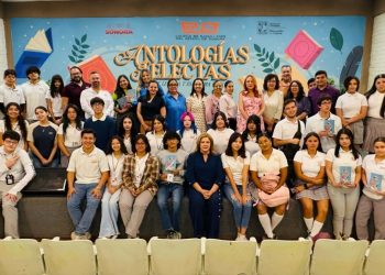 Estudiantes de Cobach hacen historia con la publicación de un libro