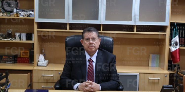 Toma protesta Daniel Valdés Vera como fiscal federal en el estado de Sonora