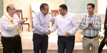Entrega Toño Astiazarán rehabilitación de iglesia a beneficio de la comunidad