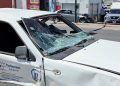 No respeta semáforo, choca y provoca volcamiento en Hermosillo.