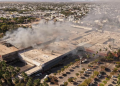 Incendio desata caos y evacuación masiva en plaza comercial de Los Mochis