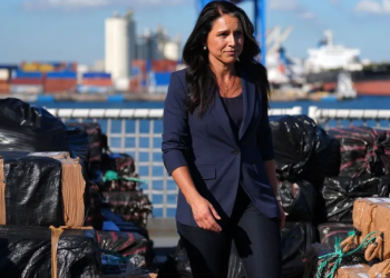 Tulsi Gabbard deja la dirección de Inteligencia Nacional de Estados Unidos