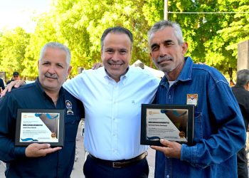 Reconoce Toño Astiazarán trayectoria y compromiso de 140 servidoras y servidores públicos municipales