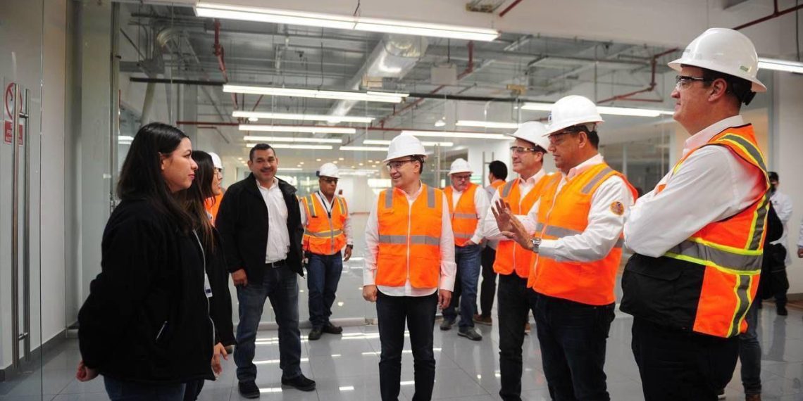 Gobernador Durazo detona crecimiento económico con inversión de 725 millones en industria aeroespacial