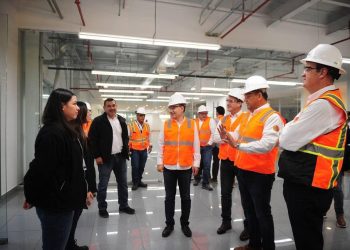 Gobernador Durazo detona crecimiento económico con inversión de 725 millones en industria aeroespacial