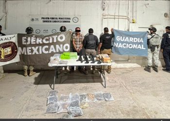 Operativo coordinado permite detención y aseguramiento de arsenal en tramo carretero Altar-Santa Ana