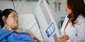 Con éxito, HR “Gral. Ignacio Zaragoza” del ISSSTE salva vida de madre e hija por embarazo de alto riesgo