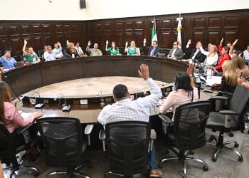 Aprueba Cabildo de Hermosillo acuerdos para fortalecer programas sociales, prestaciones laborales y medios públicos
