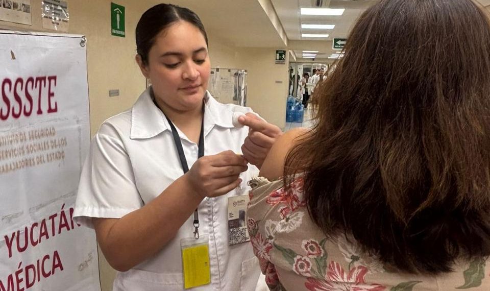 Contribuye ISSSTE con la aplicación de más de 472 mil dosis en la Semana Nacional de Vacunación 2026