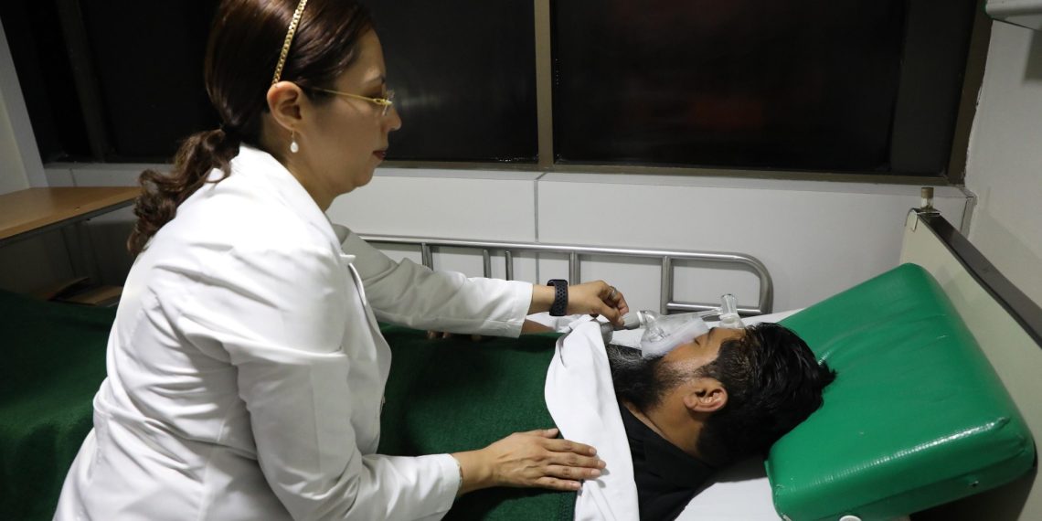 Mala calidad del sueño y fuertes ronquidos, síntomas de la apnea obstructiva