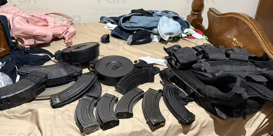 Policía Federal Ministerial asegura armamento en Caborca