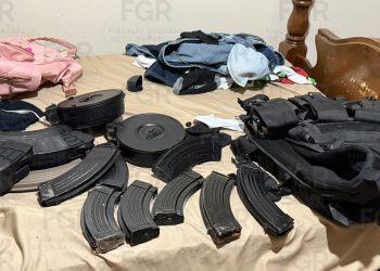 Policía Federal Ministerial asegura armamento en Caborca