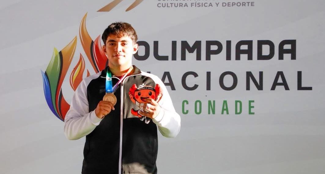 Consolida alumno de Cobach Sonora brillante trayectoria en lucha olímpica con cuatro medallas de oro