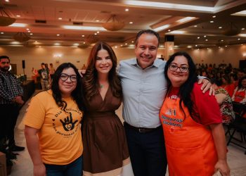 Destacan Toño Astiazarán y Patty Ruibal labor de mamás voluntarias en programa Desayunos Escolares en Hermosillo