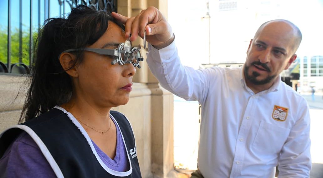 Acerca Gobierno de Hermosillo servicios gratuitos de salud a ciudadanía en Palacio Municipal