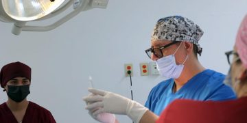 Exhorta Isssteson a identificar síntomas de tumores cerebrales