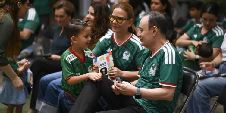 Gobernador Durazo vive la emoción del debut de México en la Copa Mundial de la FIFA 2026