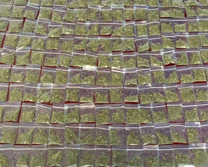 Detiene Policía Estatal a un hombre con más de 200 envoltorios con narcótico en Hermosillo