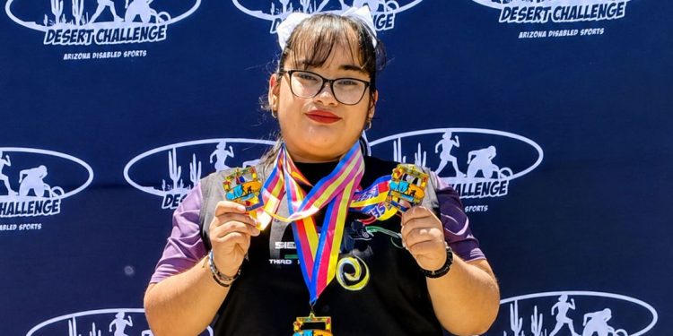 Atleta de deporte adaptado de Cobach Sonora conquista tres medallas de oro en competencia internacional
