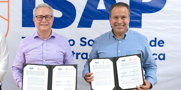 Fortalece Toño Astiazarán profesionalización de servidores públicos a través de convenio con ISAP