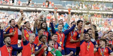 España vence a Argentina en tiempo extra con gol de Ferran Torres para levantar la Copa del Mundo 2026