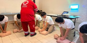 Jóvenes de ITAMA reciben capacitación en primeros auxilios por parte de Cruz Roja