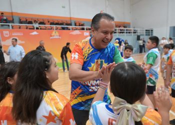 Apoya “Toño” Astiazarán a más de 350 niñas y niños con campamento “Verano en Movimiento”
