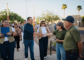 Motiva Toño Astiazarán participación ciudadana al entregar obra de CRECES en colonia Nuevo Horizonte