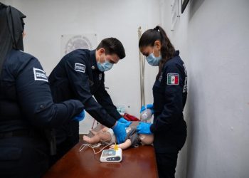 Paramédicos de la Policía Estatal reciben certificación en entrenamiento BLS Soporte Vital Básico