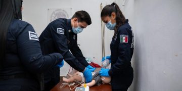 Paramédicos de la Policía Estatal reciben certificación en entrenamiento BLS Soporte Vital Básico