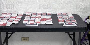 Aprehende PFM a dos personas con casi 400 mil dólares en autobús de pasajeros en Sonora