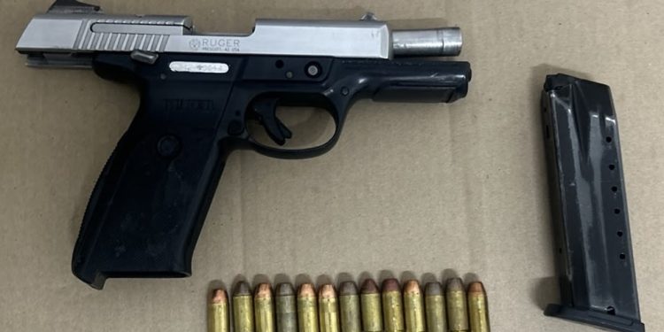 Detiene Policía Estatal a hombre armado en Hermosillo
